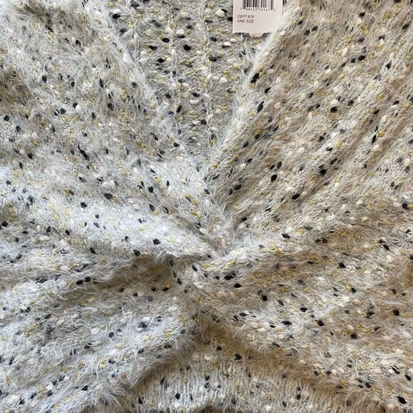 💼NWT Roffe Twist Front Eyelash Sweater Pullover Short Sleeve - Picture 8 of 10